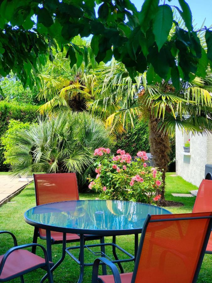Gite Pause Au Jardin Saint-Branchs Exterior photo